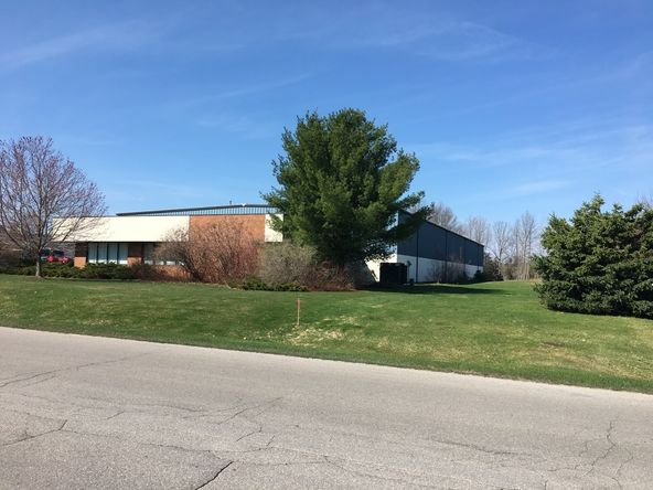 2207 Traversefield Dr, Traverse City, MI 49686